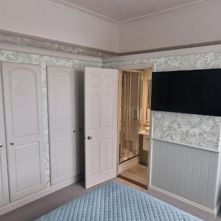 Hazeldene Hotel Aberaeron Eksteriør billede