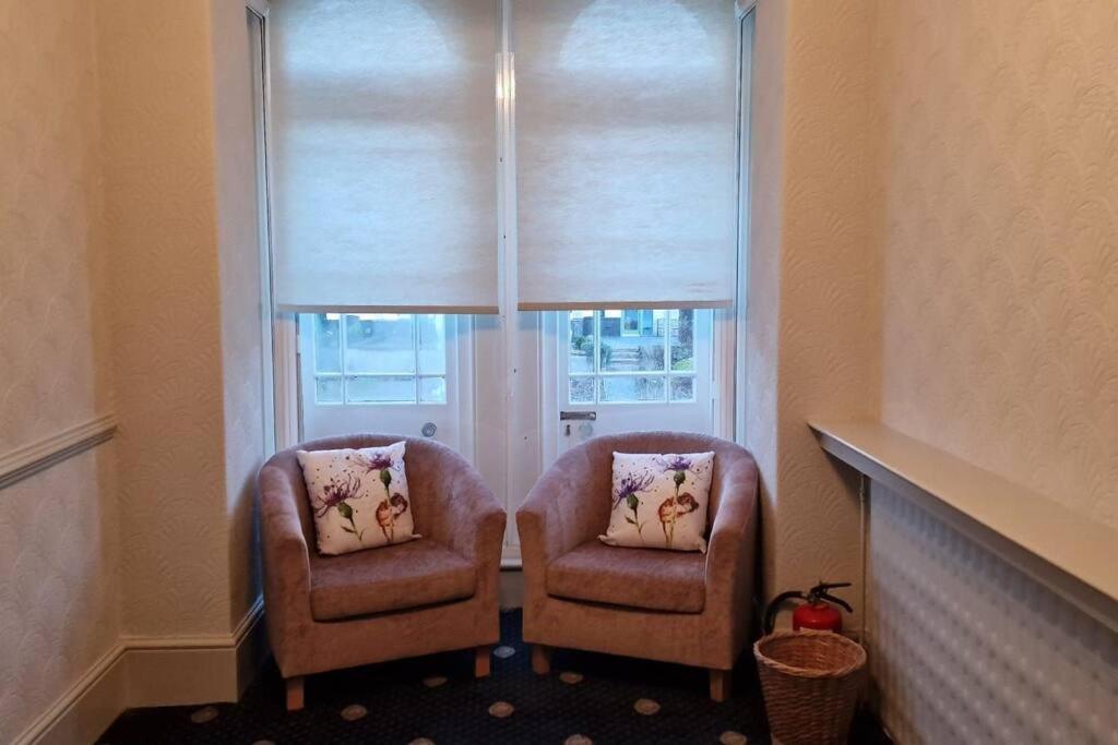 Hazeldene Hotel Aberaeron Eksteriør billede